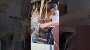 Eine der ältesten Handwerkskünste: Teppichweberei mit dem Holzwebstuhl - Erbe #Entdecken #LieberSyrien #Erbe