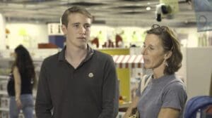 Energie sparen im Schlafzimmer mit Teppichen und Vorhängen.