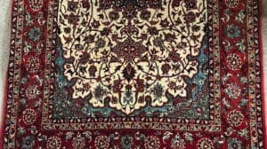Feiner dekorativer persischer Isfahan-Teppich aus den 1950er Jahren