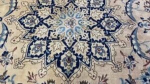 Händeknoteter Nain, Größe 320x210 cm #premiumpersischeTeppiche #handgemachteTeppiche #NainTeppich