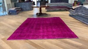 Handgemachtes vintage Teppich rot 19504