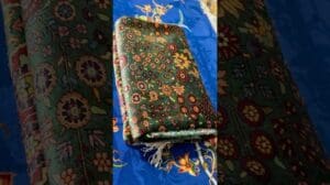 Kompletter, originaler Seidenteppich aus Qum, sehr luxuriös und edel #HandgewebterTeppich #Seidenteppich #IranischeKunst #Kunst