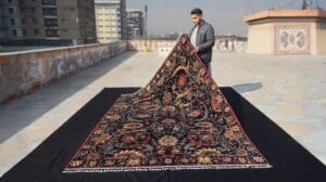 Noura – 7x10 Marineblauer Kerman-Teppich