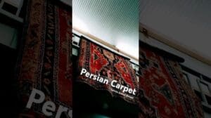 Persische Teppiche im Großen Basar von Teheran. Festgehalten mit #osmopocket3 #persiancarpet #dji #tehran