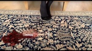 Persische Teppiche reinigen: Schäden und Flecken vermeiden