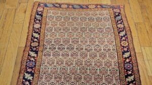 Persischer Bidjar-Läufer aus dem 19. Jahrhundert mit durchgehendem Paisley-Muster in Elfenbein und Marineblau, @thepersianknot SKU 1410