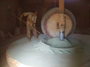 Pulverfabrik in Ardakan, Iran