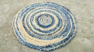 Sehr schöner Fußabtreter aus Denim-Jeans machen | geflochtene Jute-Baumwoll-Teppiche 🌹 #kunti Teppiche #fußabtreter