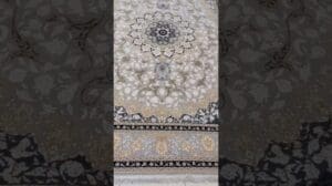 Silberner Nain-Teppich