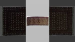 Ungewöhnlicher Vintage #Baluch-Teppich aus Nordostiran. Ganzflächiges Rosettenmuster auf cremefarbigen Grund