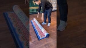 Vollseiden-Teppich aus Qum in sehr besonderer Farbe, handgeknüpft, das Talent eines iranischen Künstlers, egal wo du bist, stolz sein, like und abonnieren