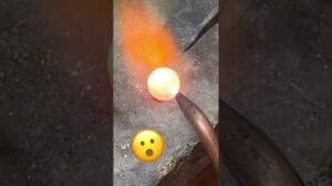 Wie man echte oder gefälschte Diamanten erkennt (KERZENPROBE!)