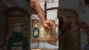 Wie man mit der Häkelnadel einen Teppich von Hand macht