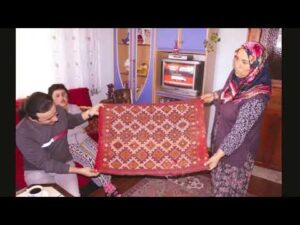 „Die Teppiche von Türkmen Beldesi Gömürgen (Wir sind zu Gast bei der Familie Gündüz)“