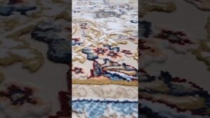 Persischer Teppich der Fabrik Farrahi Carpet, Iran