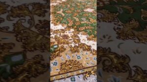 Diamanten, Seidenteppiche, abonnieren, abonnieren, abonnieren.