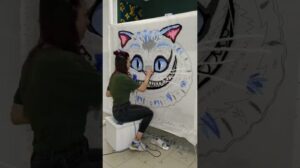 23 Stunden Arbeit in 1 Minute. Individueller Teppich: Grinsekatze
