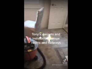 #311 Tonys Teppiche und Installationen für ein Haus