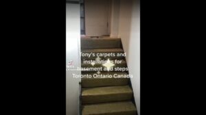 #764 BODEN IM KELLER UND TREPPEN BEVOR TEPPICHE INSTALLIERT WERDEN; TORONTO, ONTARIO, KANADA