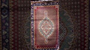 Afghanisches Erbe enthüllt: Handgefertigte Teppichmeisterwerke!