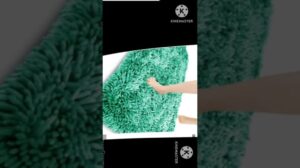 Alte Kleidung/Sari/Decken zu einem teppichähnlichen, weichen, kuscheligen Türmatte Teppich verwandeln – mach etwas Kostenloses