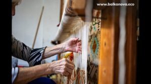 BALKANOVA - Wolldecken, Teppiche, Überwürfe und weitere Accessoires aus dem Balkan.