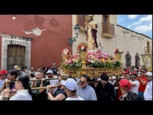Das ist der Eingang des HEILIGEN HERZES JESU ins Dorf Mexticacán Jalisco | 2025