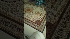 Die Interpretation des Gebetsteppichs im Traum mit Moni Ashour