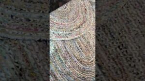 Einfache Methode zum Herstellen von Jute-Baumwoll-Teppichen / geflochtene Jute-Baumwoll-Teppiche / Kunti-Teppiche