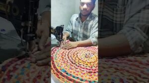 Geflochtene Juteteppiche #Tischtreffen #trendender Song #kurzes Video 😍 #kurzernahrung #handgemacht kurzes viral #ytkurz