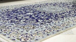 Handgefertigter Persischer Nain Teppich Wolle-Seide 205Χ123