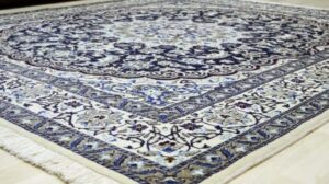 Handgeknüpfter Teppich Persisch Nain Wolle-Seide 240x202