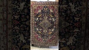 Handgeknüpfter persischer Teppich im Qom-Design (Seidenblume) ca. 60 Jahre alt 205*145 cm