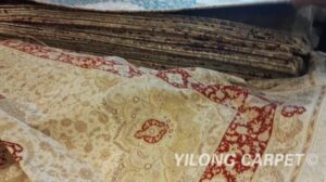 Handgemachter persischer Seidenteppich aus Qom