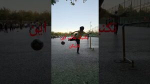 Interessante Technik dieses Nachwuchsspielers Sajad Khathei aus Mashhad