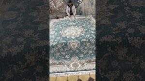 Iranischer Teppich mit einer Dichte von 4.500.000 Knoten. Korpus Teppiche Has