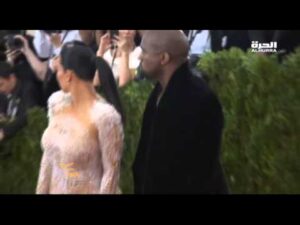 Jährliche Met-Gala versammelt Prominente Amerikas auf einem roten Teppich