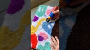 #Kunst #Teppichkunst #Teppichtufting #Teppich #Dekor #DIY #Bape #Y2K #niedlich #handgemacht #Design #Stil #Tufting