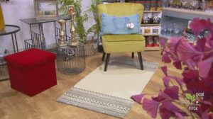 Moderne Teppiche und Läufer für einen Abschlussstil im Interieur