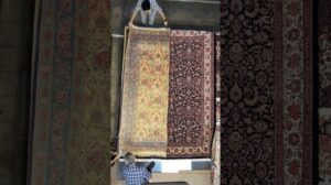 Neun Meter Seide und Kunstfertigkeit aus Sanandaj, Kurdistan #handgemachte Teppiche #Teppich #Teppiche