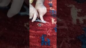 Reparatur von handgewebten Teppichen und Läufern, Wechsel von Fransen, Pelz, Kanten, Wechsel von Ketten, Farben,