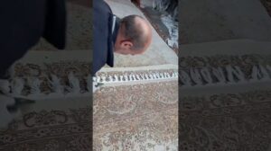 Restaurierungs- und Säuberungsdienste für Teppiche von Farahani in Qom. 09122536228