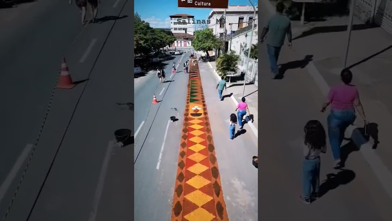 Salinas MG - Die Tradition der bunten Teppiche hat ihren Ursprung in Portugal. ABONNIEREN