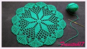 Schöner gehäkelter Teppich Schritt für Schritt (Durchmesser ca. 35 cm - 17 Reihen)