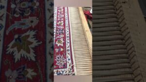 Seidenfransen Reparatur/Restaurierungen auf einem persischen Isfahan-Teppich mit 1 Million Knoten pro Quadratmeter