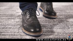 TEPPICHHAUS: Moderne Teppiche mit einem sehr erkennbaren und anderen Gewebe und Design. Seien Sie anders...