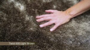 Twist 600 hellbraun / világosbarna Teppich (Lalee)