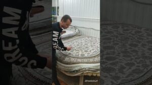 Überprüfung des Teppichs 'Kashan'
