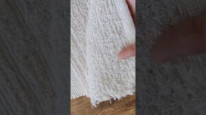 Warmes Zuhause mit diesem handgefertigten Baumwollteppich #handgefertigt #teppich #bohodekor #dekoration #deko