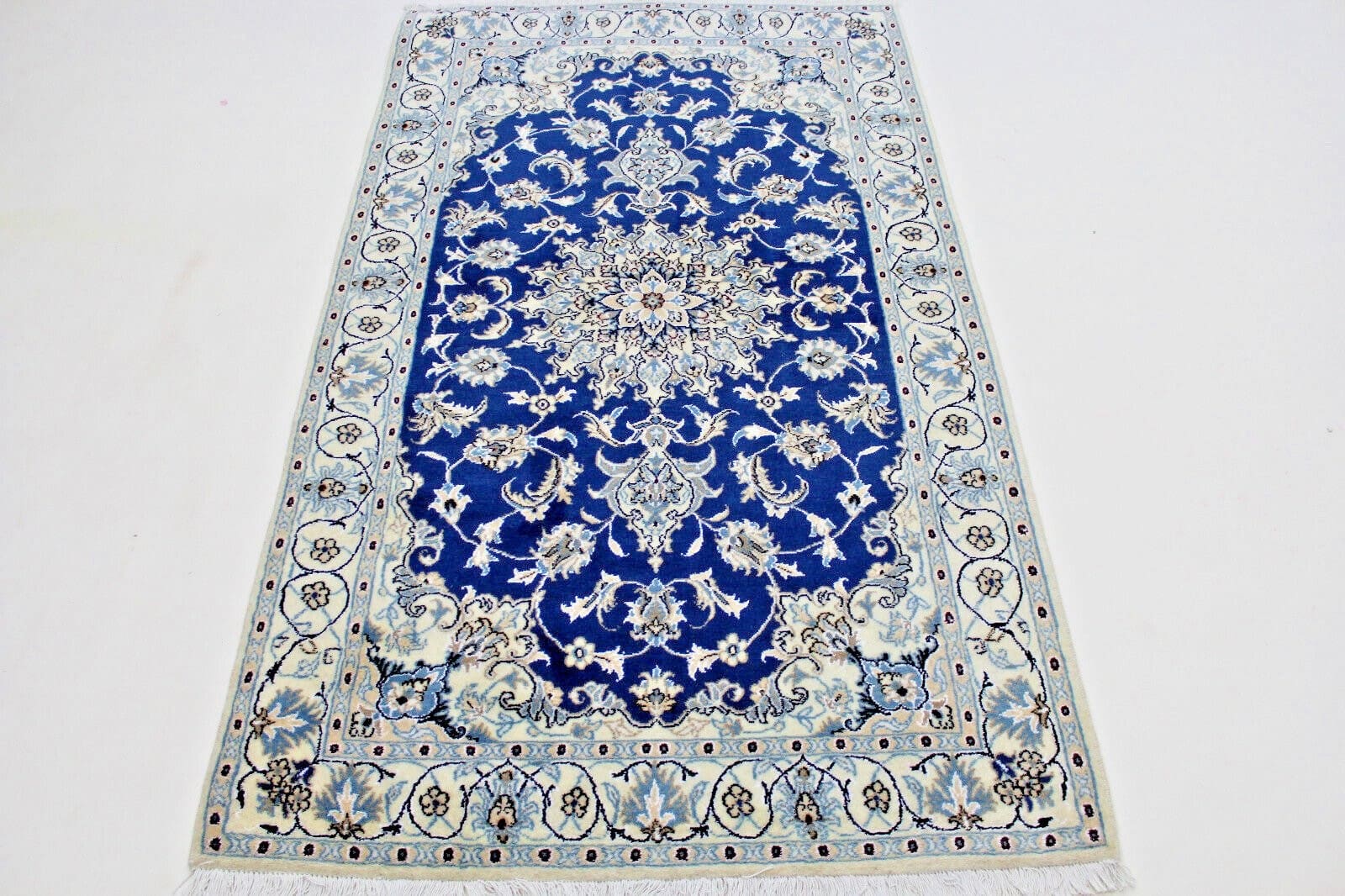 Perserteppich Nain 201 x 116 cm Schurwolle & Seide handgeknüpft